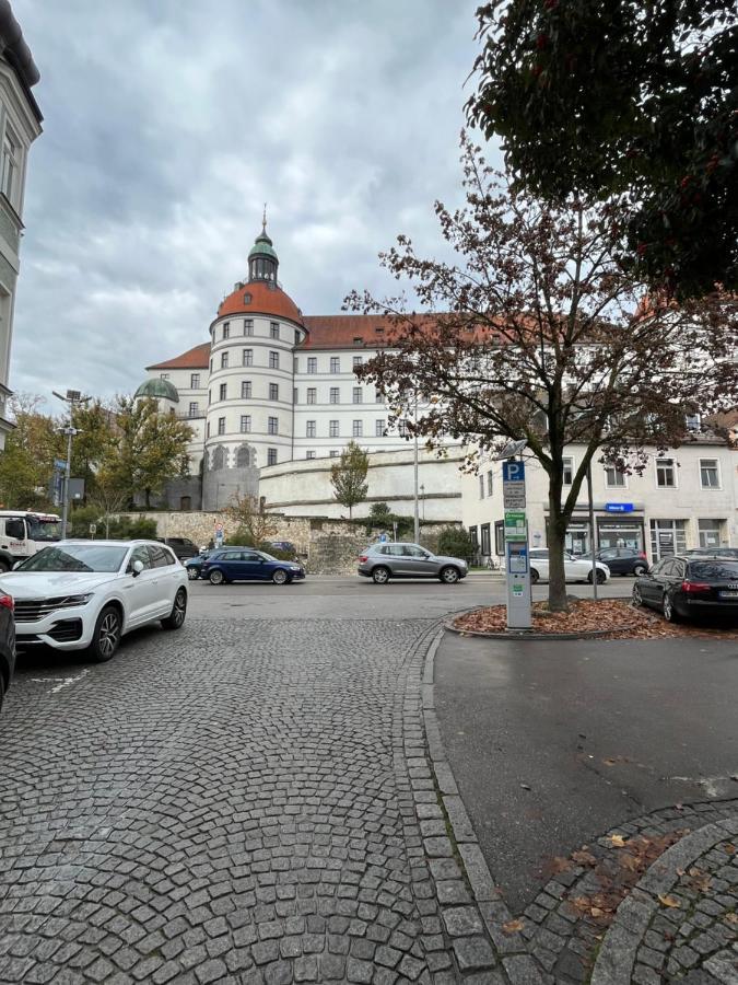 Zimmer Zum Vermieten Direkt An Der Donau Und Am Schloss Neuburg an Der Donau Eksteriør billede