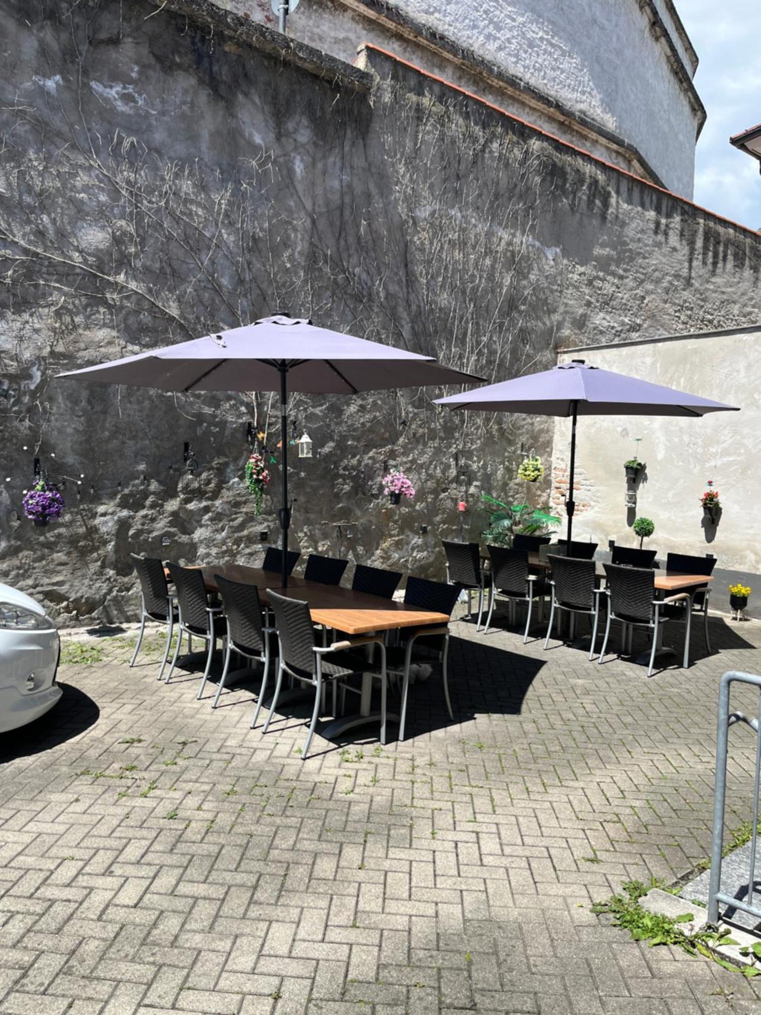 Zimmer Zum Vermieten Direkt An Der Donau Und Am Schloss Neuburg an Der Donau Eksteriør billede